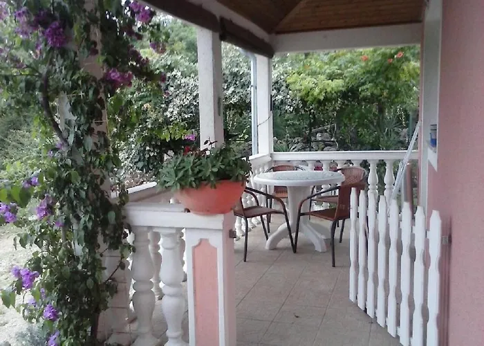 Apartment Jozefina *