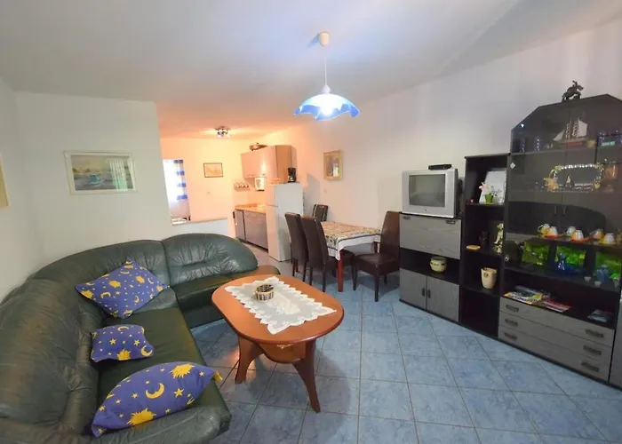 Apartment Jozefina Malinska